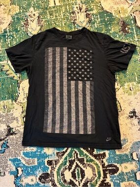 Nike USATF USA Flag Graphic T-Shirt Mens Large